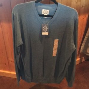 St Johns Bay sweater size large